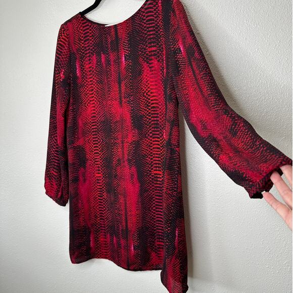 BB Dakota Red & Black Snakeprint Round Neck Long Sleeve Flowy Mini Dress S - Picture 1 of 10